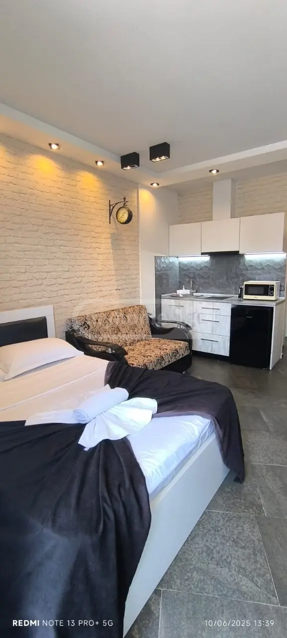 Daily Rent 1 Room Sastumro, 2 of 8