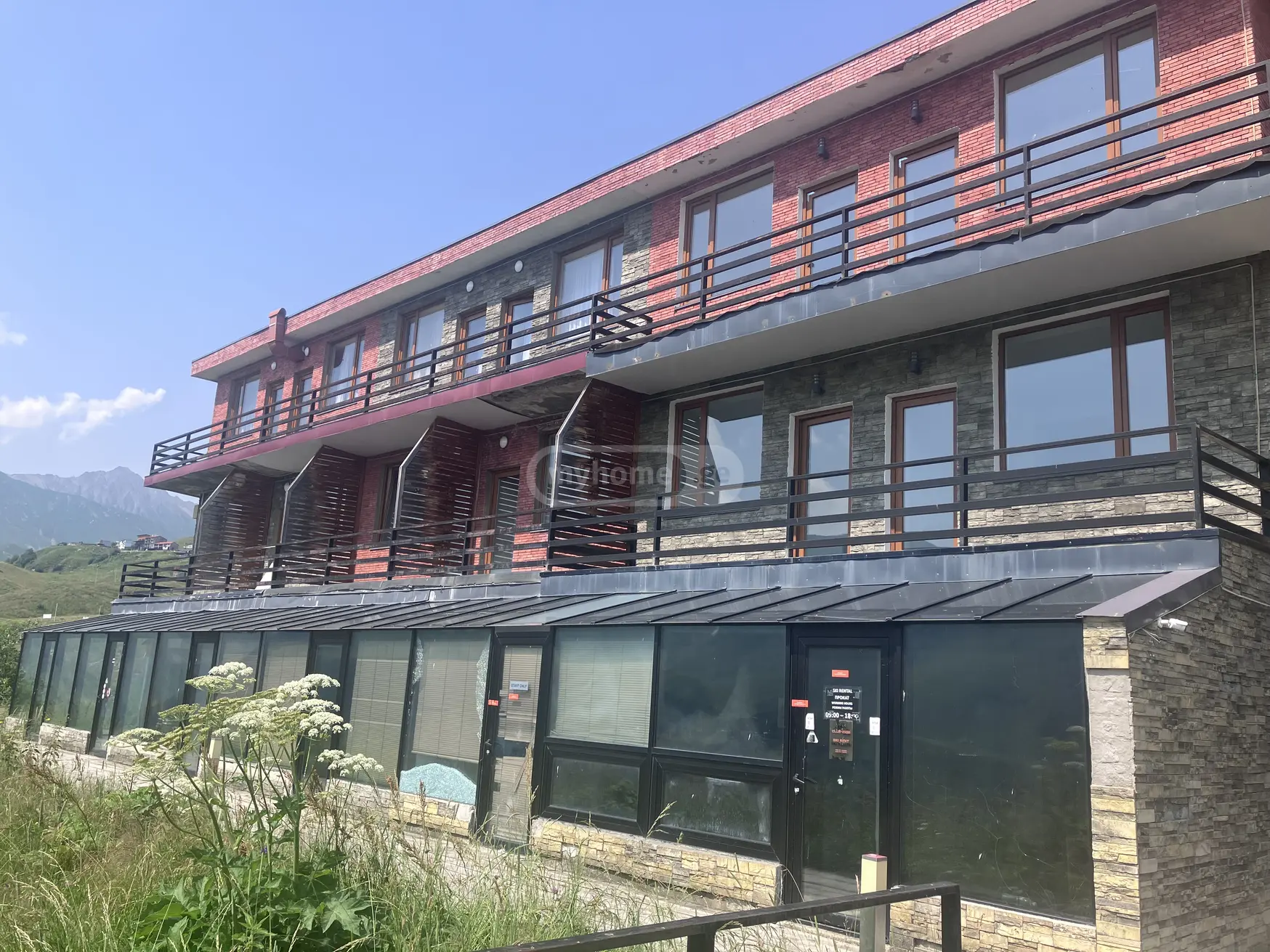 For Sale 10+ Room Sastumro Gudaurshi, 1 of 10