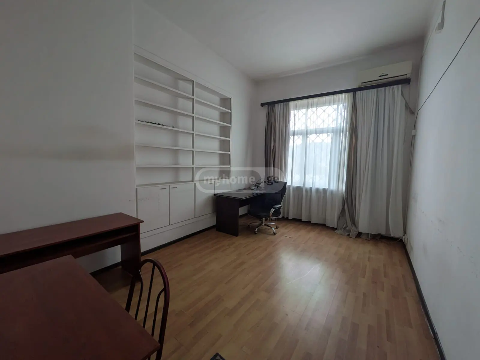 For Rent 10+ Room Private House In Saburtalo, 1 of 12