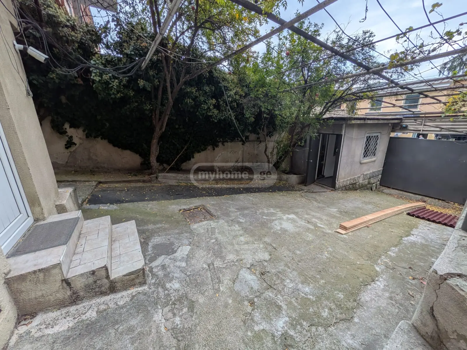 For Rent 10+ Room Private House In Saburtalo, 4 of 12
