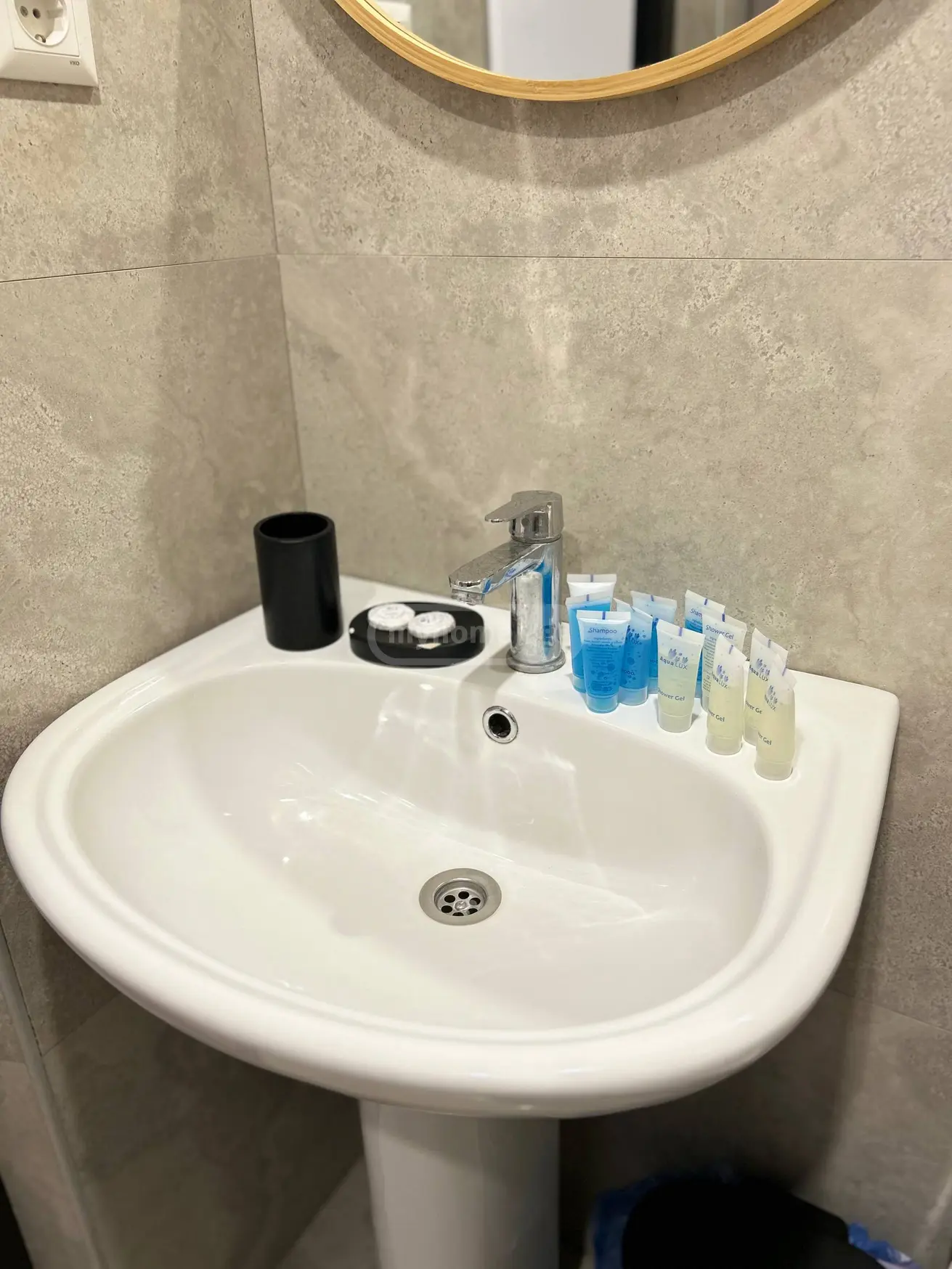 Daily Rent 10+ Room Sastumro Potshi view 12