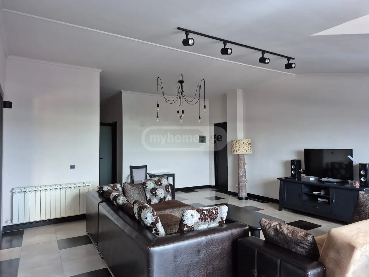 For Sale 4 Room Apartment Kutaisshi view 4