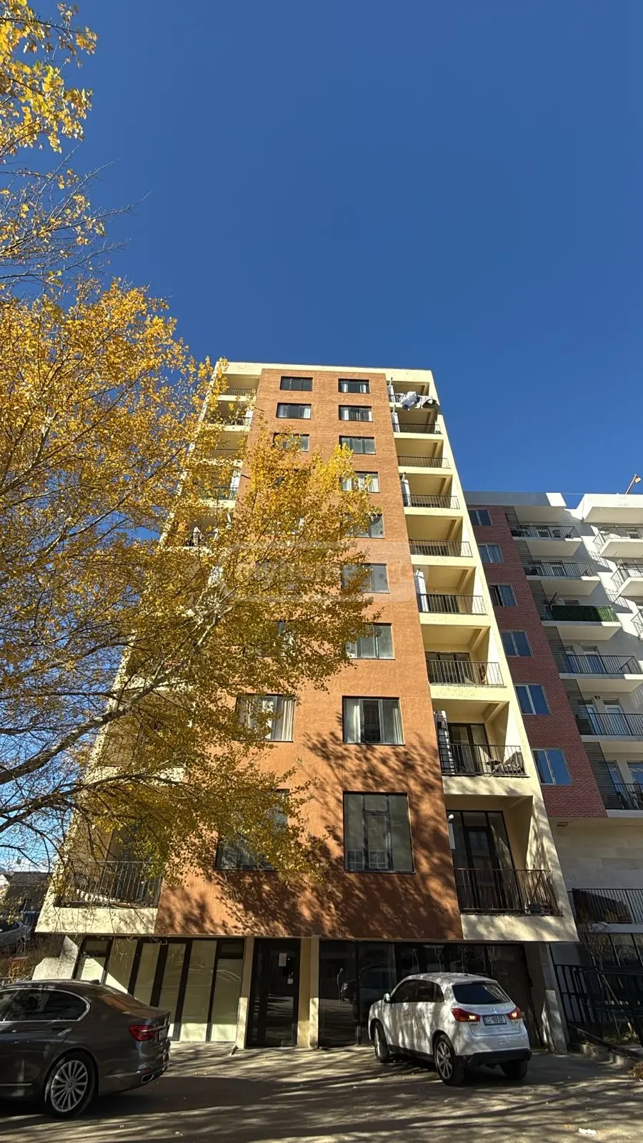 For Sale 3 Room Apartment view 2