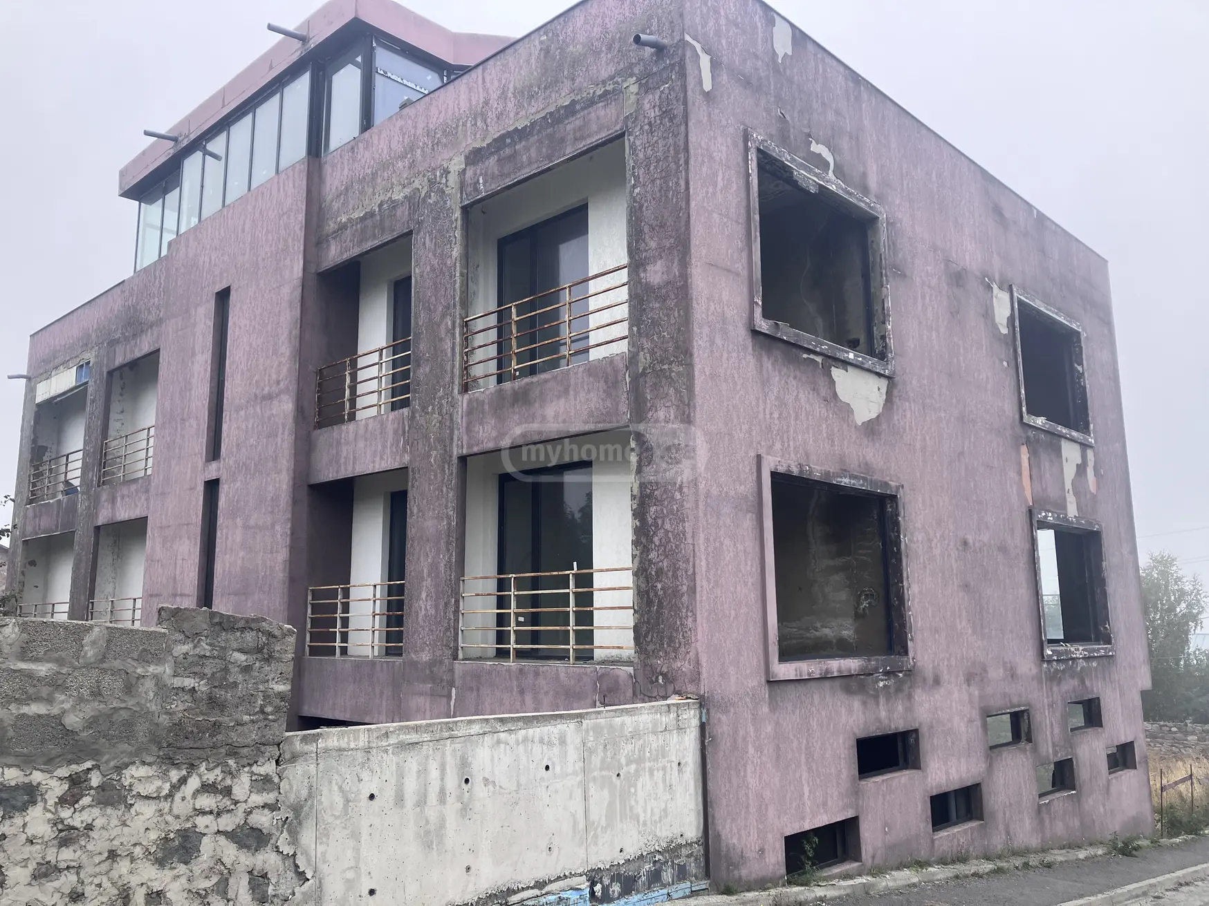 For Sale 10+ Room Sastumro Qazbegshi view 1