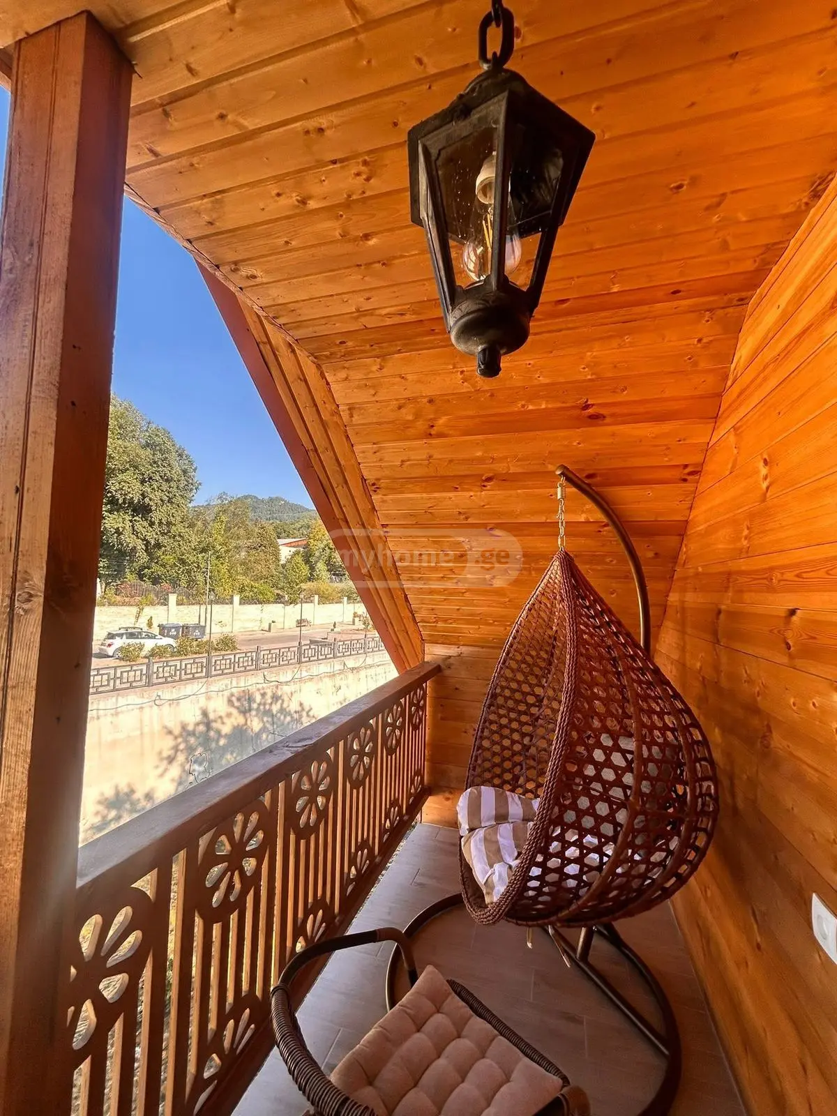Daily Rent 4 Room Sastumro Ambrolaurshi view 6
