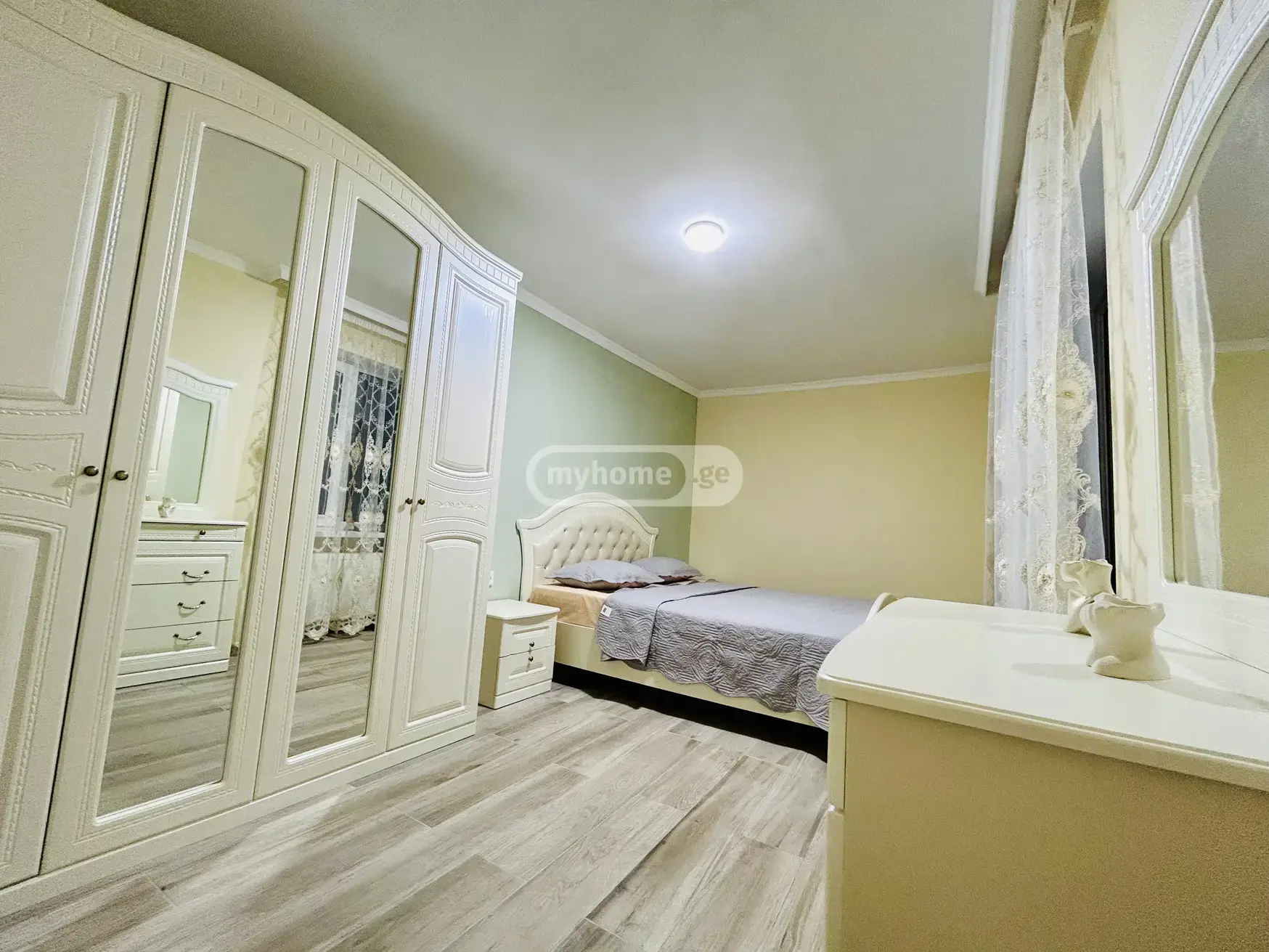 For Rent 3 Room Apartment Kutaisshi view 7
