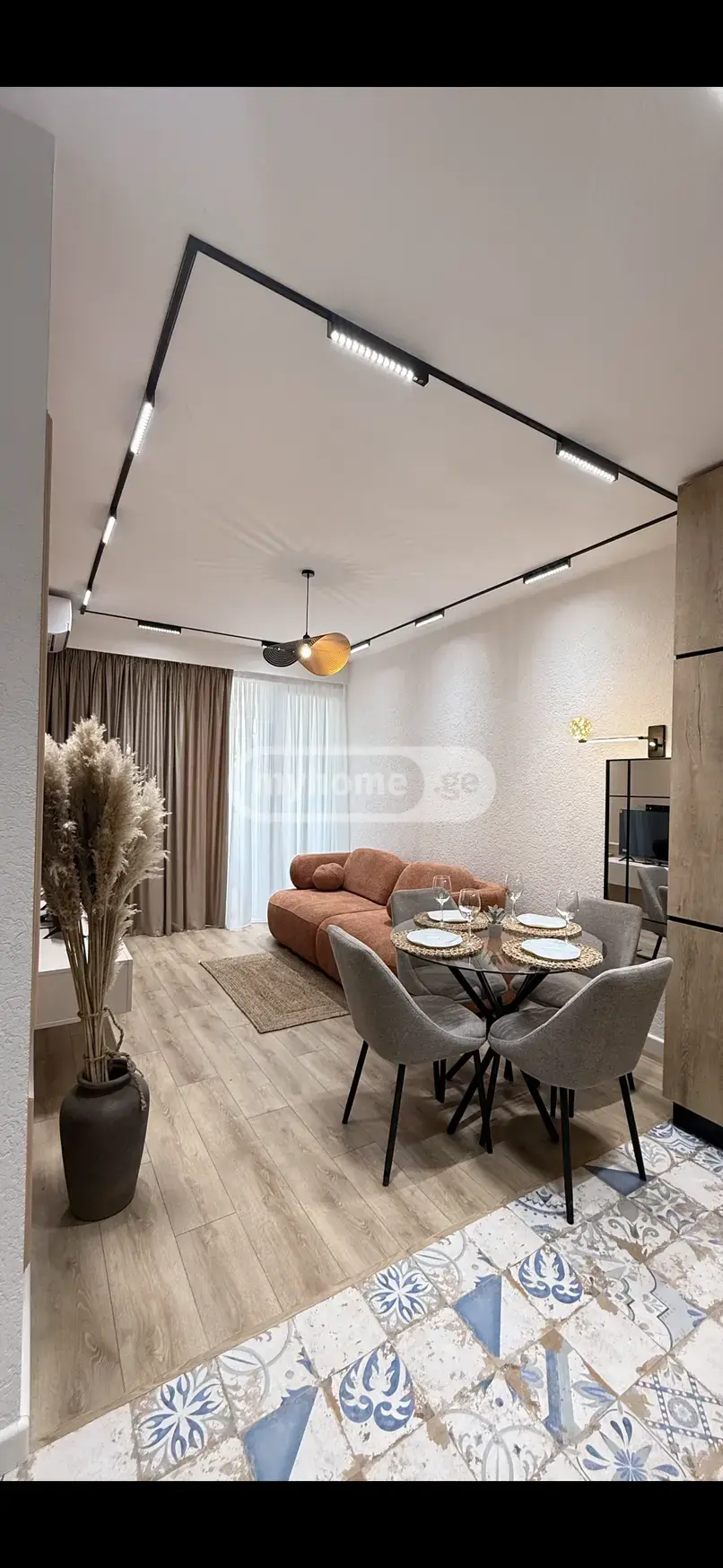 For Rent 2 Room Apartment view 1