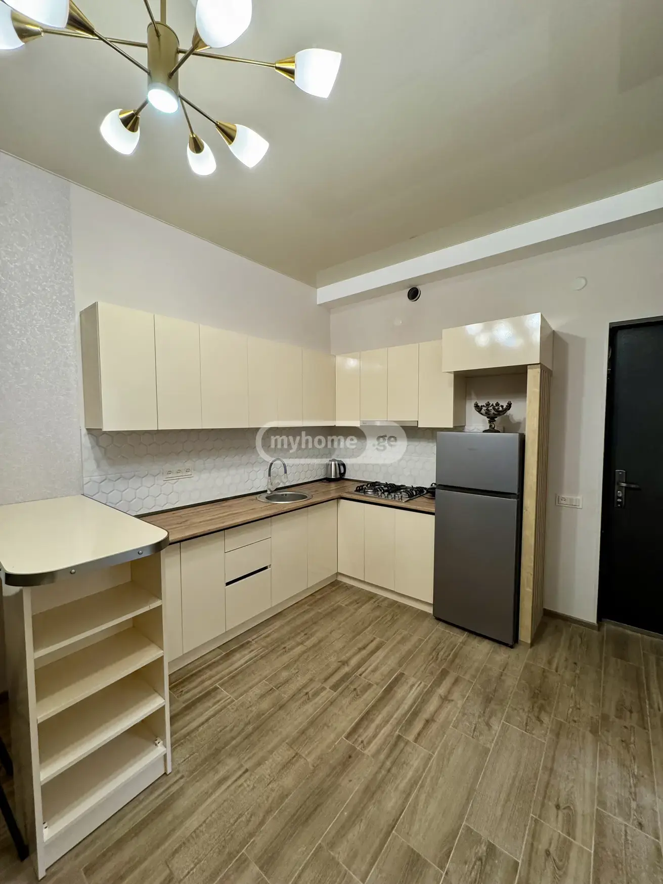 For Rent 2 Room Apartment view 4