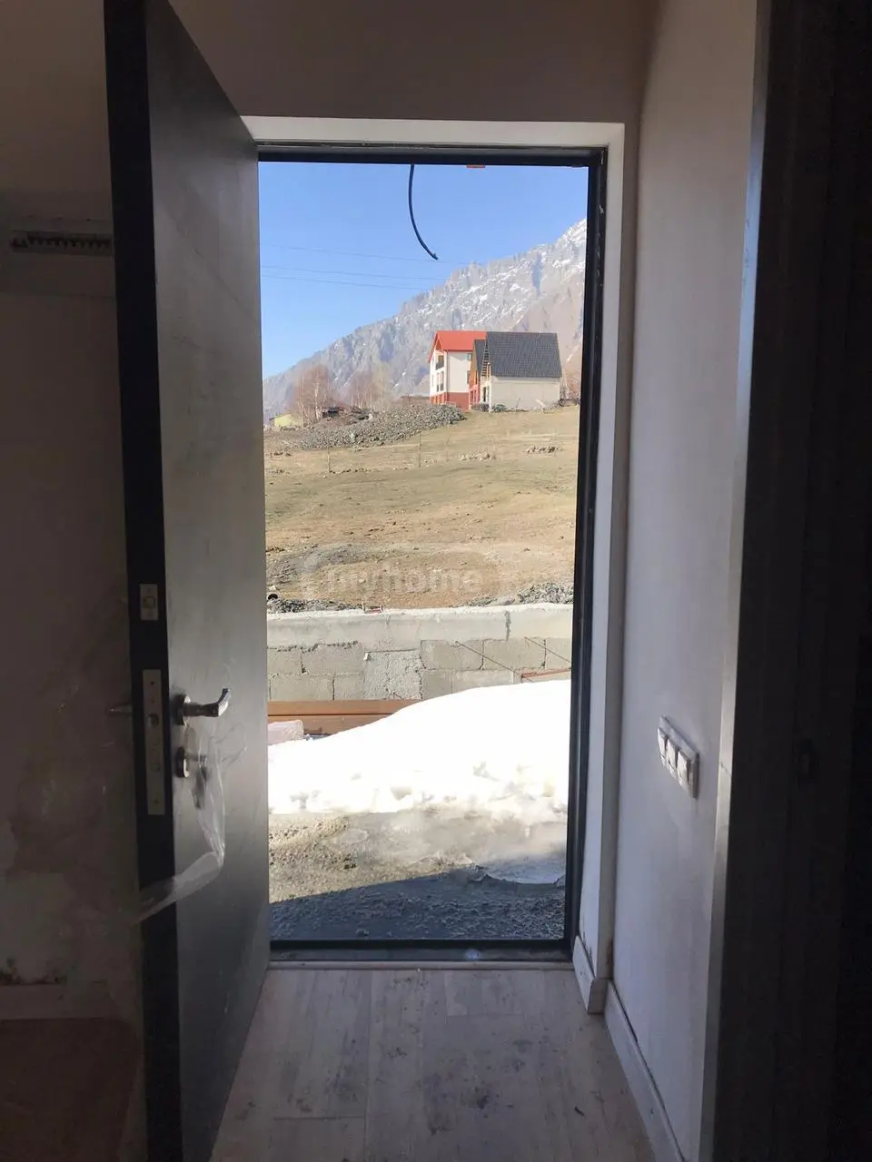For Sale 6 Room Sastumro Qazbegshi view 3