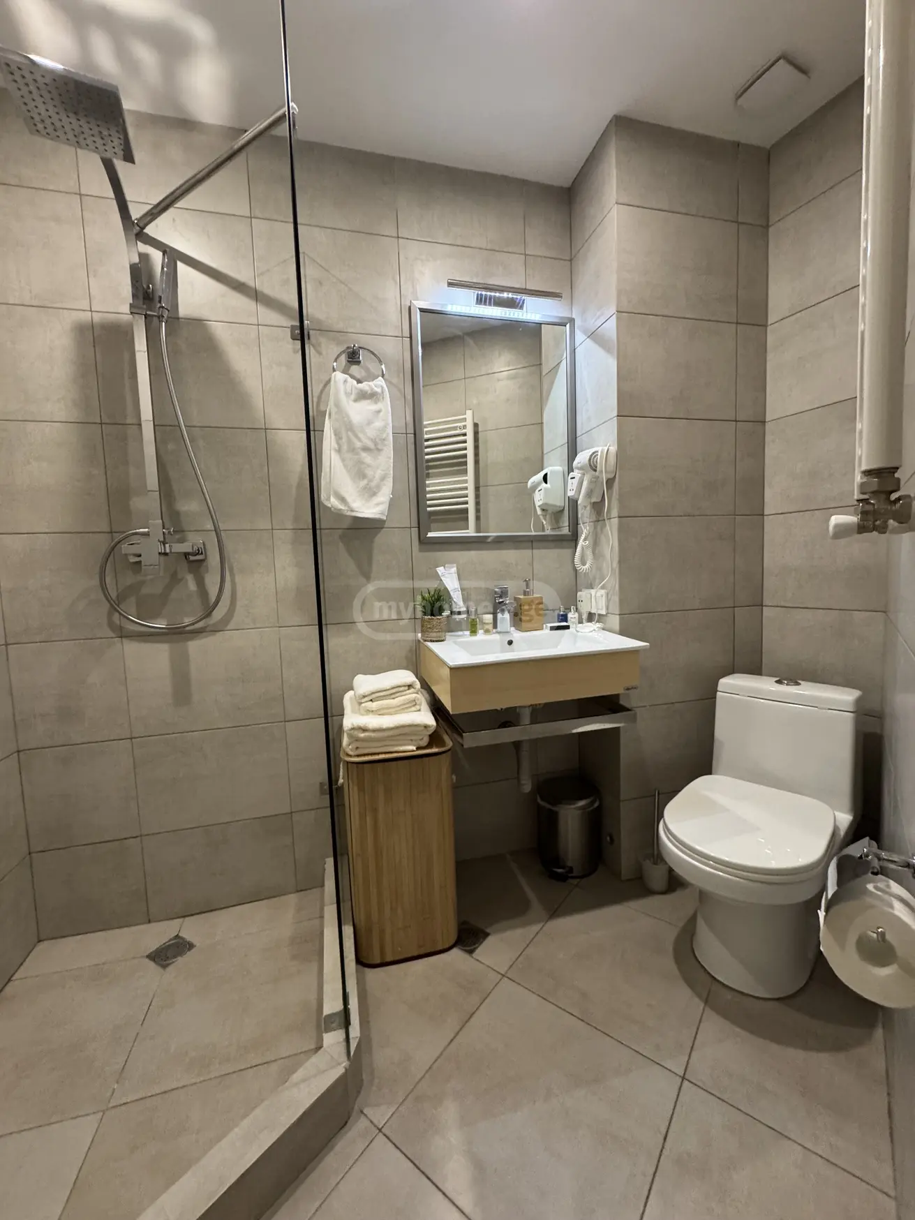 Daily Rent 2 Room Apartment Gudaurshi, 9 of 12