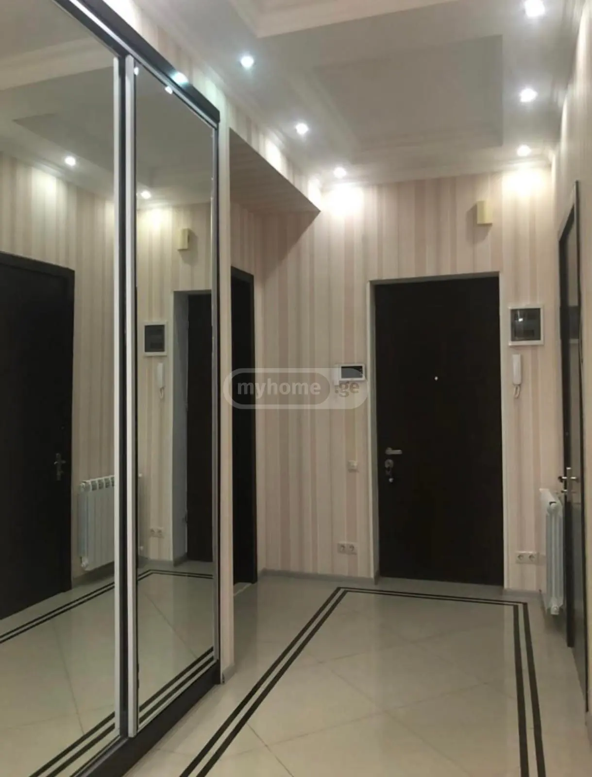 For Sale 3 Room Apartment, 6 of 12