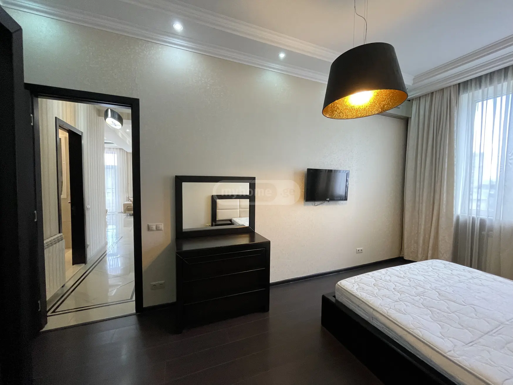 For Sale 3 Room Apartment, 1 of 12
