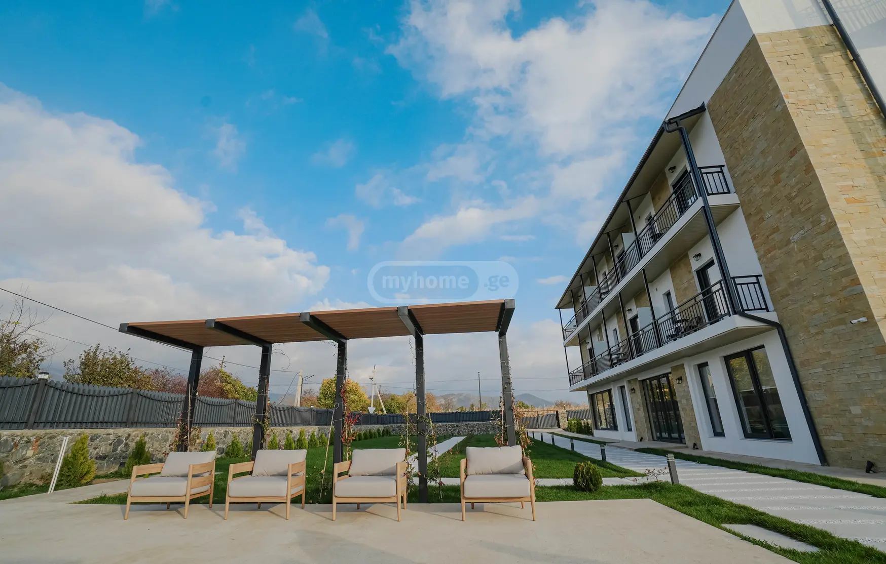 For Sale 10+ Room Sastumro Qvarelshi, 3 of 12