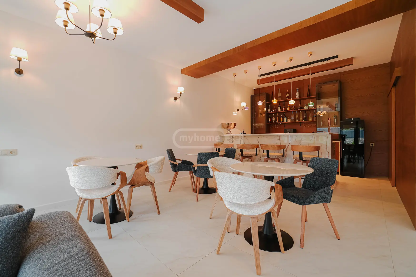 For Sale 10+ Room Sastumro Qvarelshi, 9 of 12