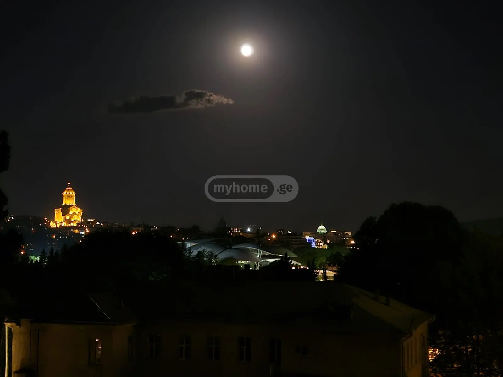 Продажа 4-комната Квартира view 20