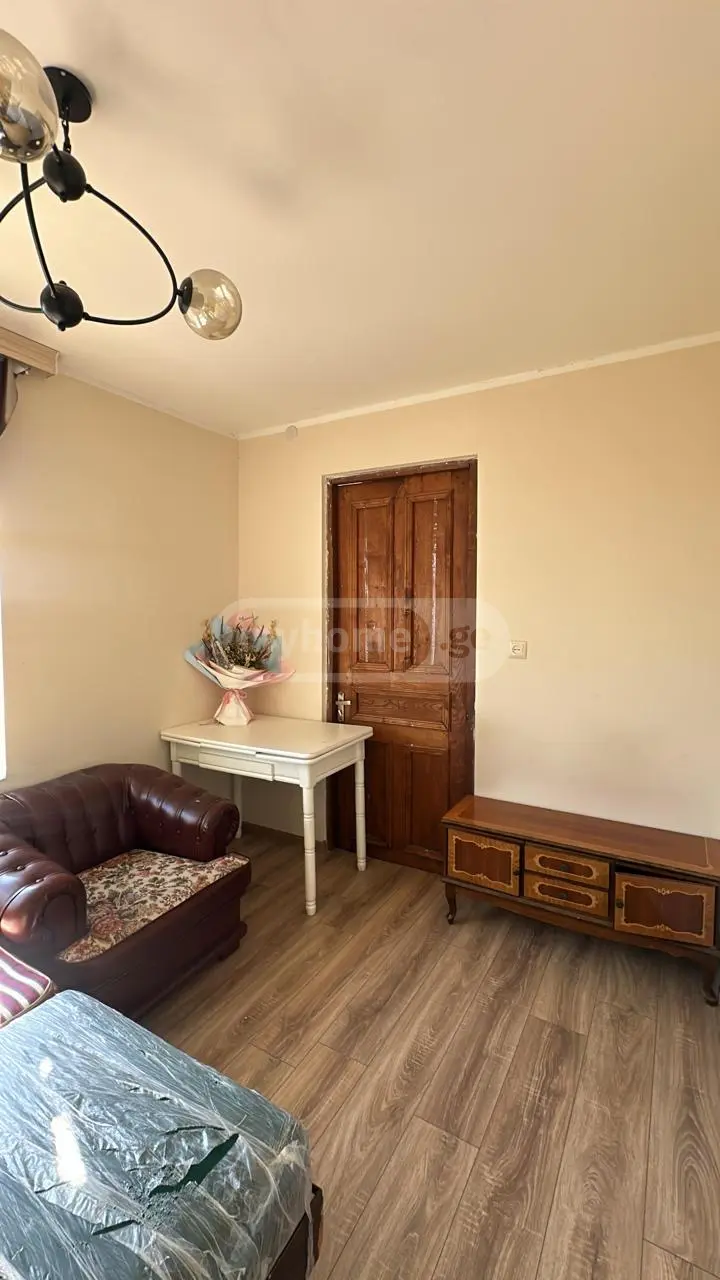 For Sale 4 Room Apartment Kutaisshi view 9