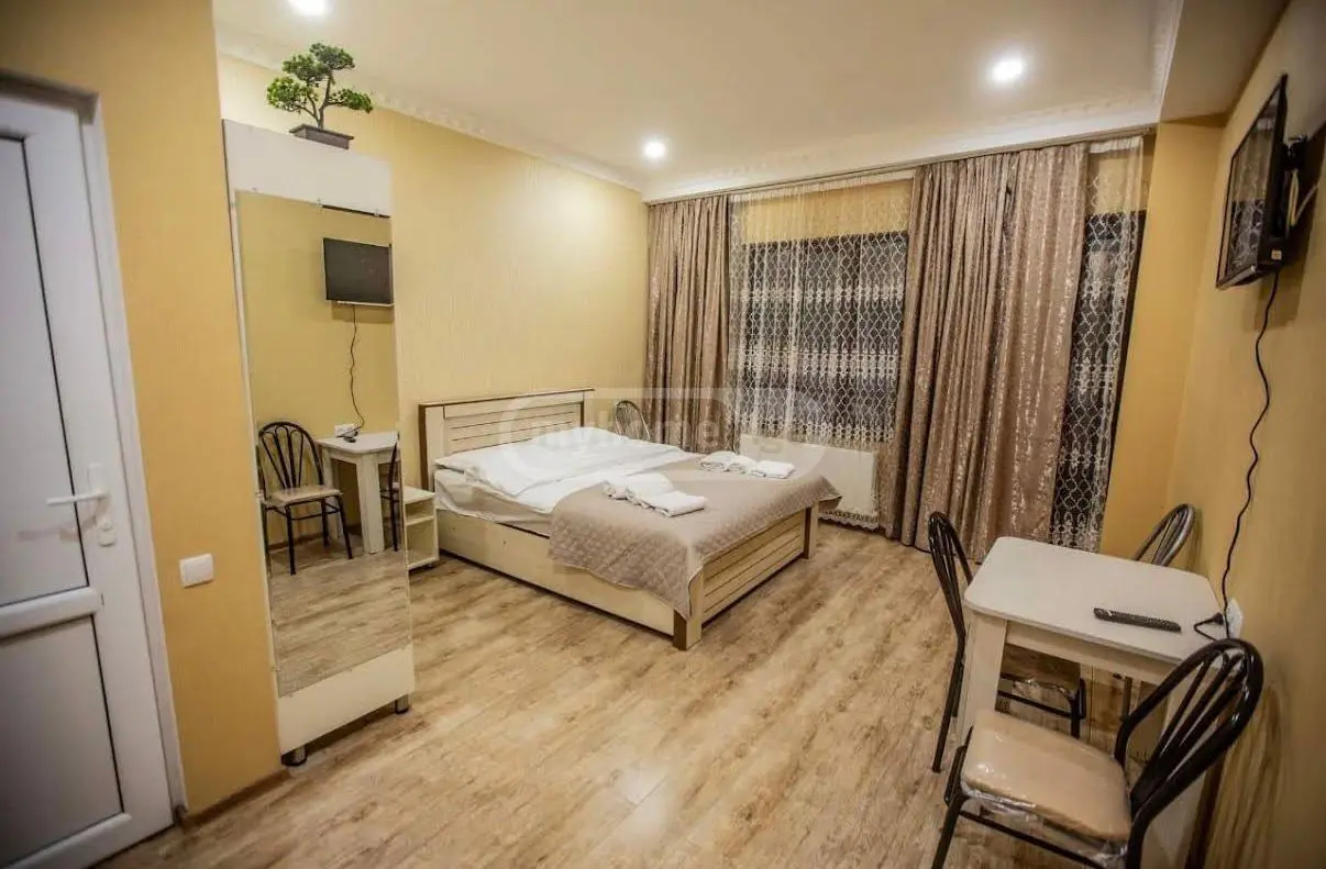 For Rent 10+ Room Sastumro Avlabarshi view 2
