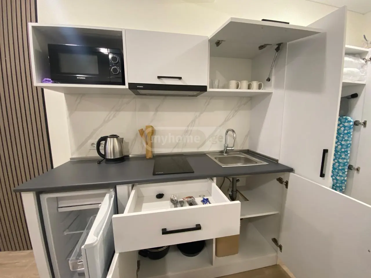 Daily Rent 1 Room Sastumro view 7