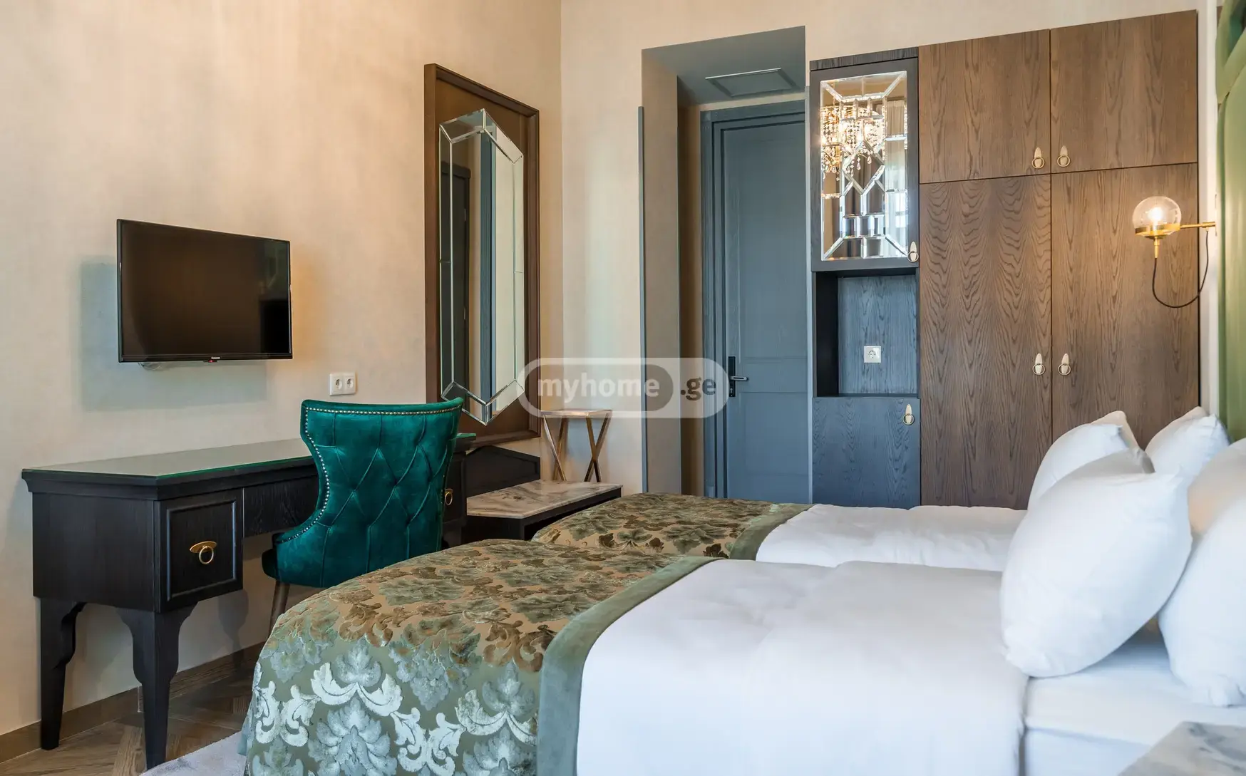 For Sale 10+ Room Sastumro Mtatsmindaze, 7 of 8