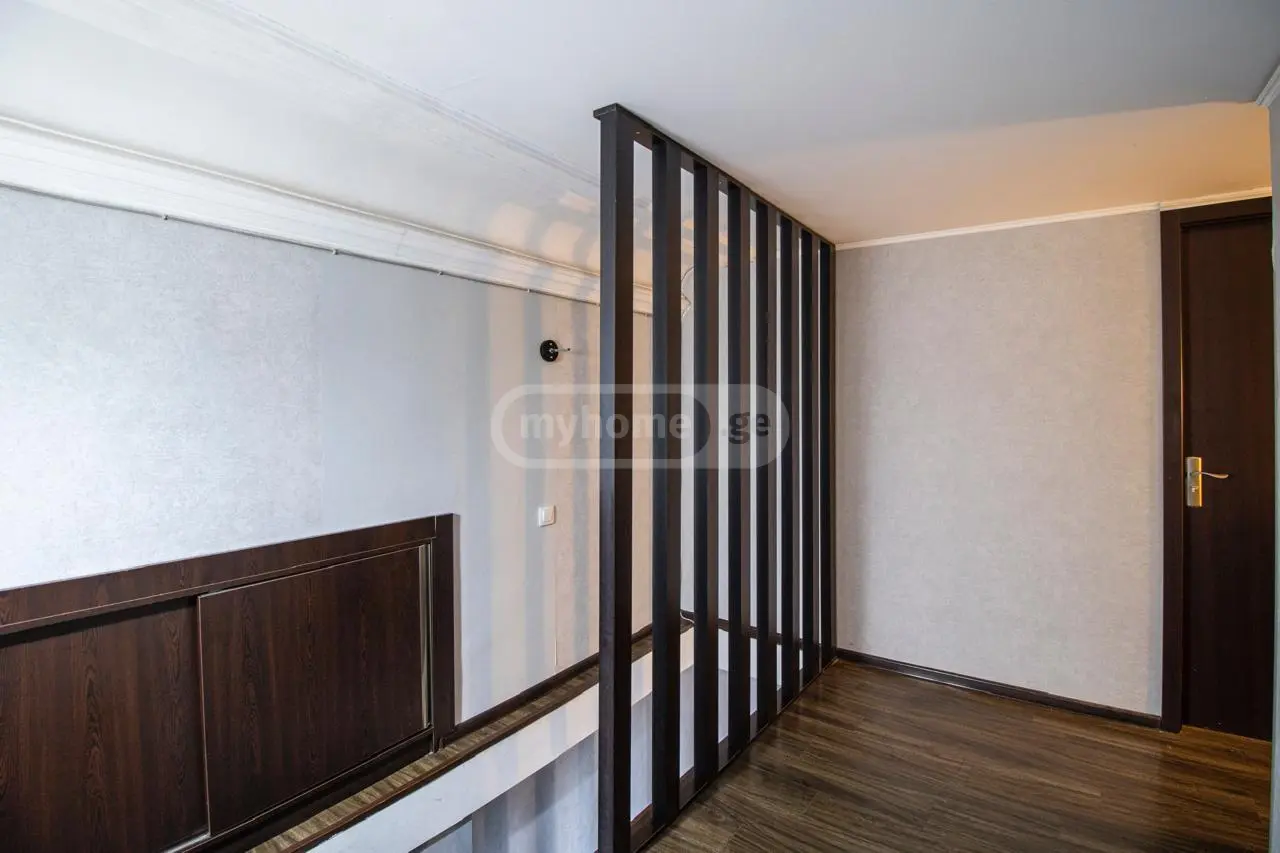 For Sale 8 Room Sastumro Chughuretshi, 3 of 12