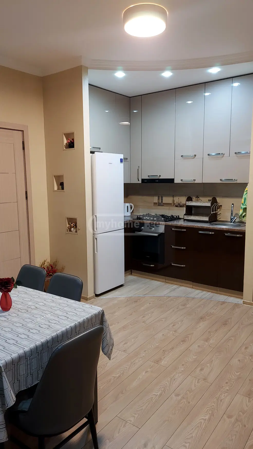 Daily Rent 3 Room Apartment Samgorshi, 6 of 12