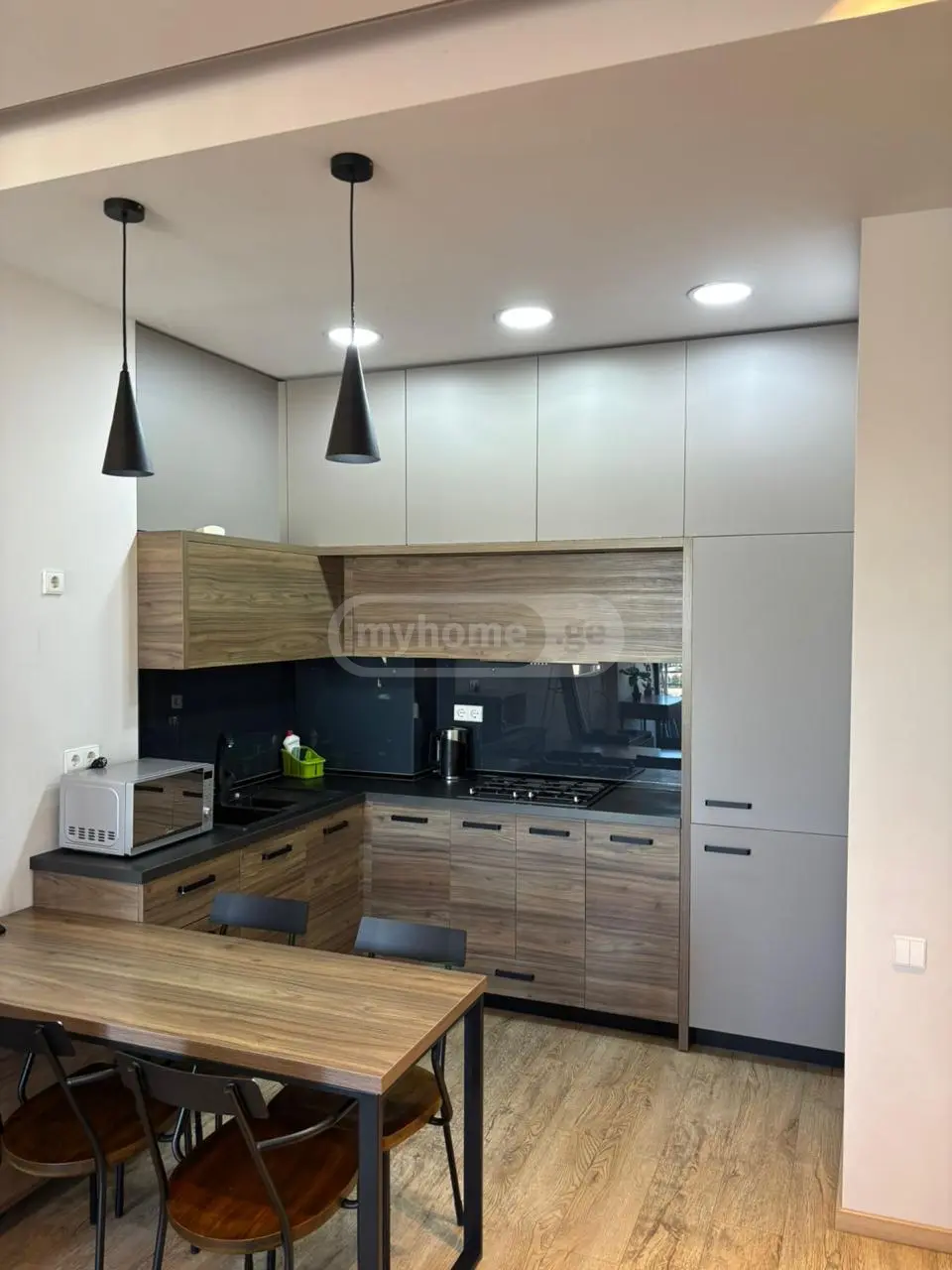 Daily Rent 2 Room Apartment Veraze view 4