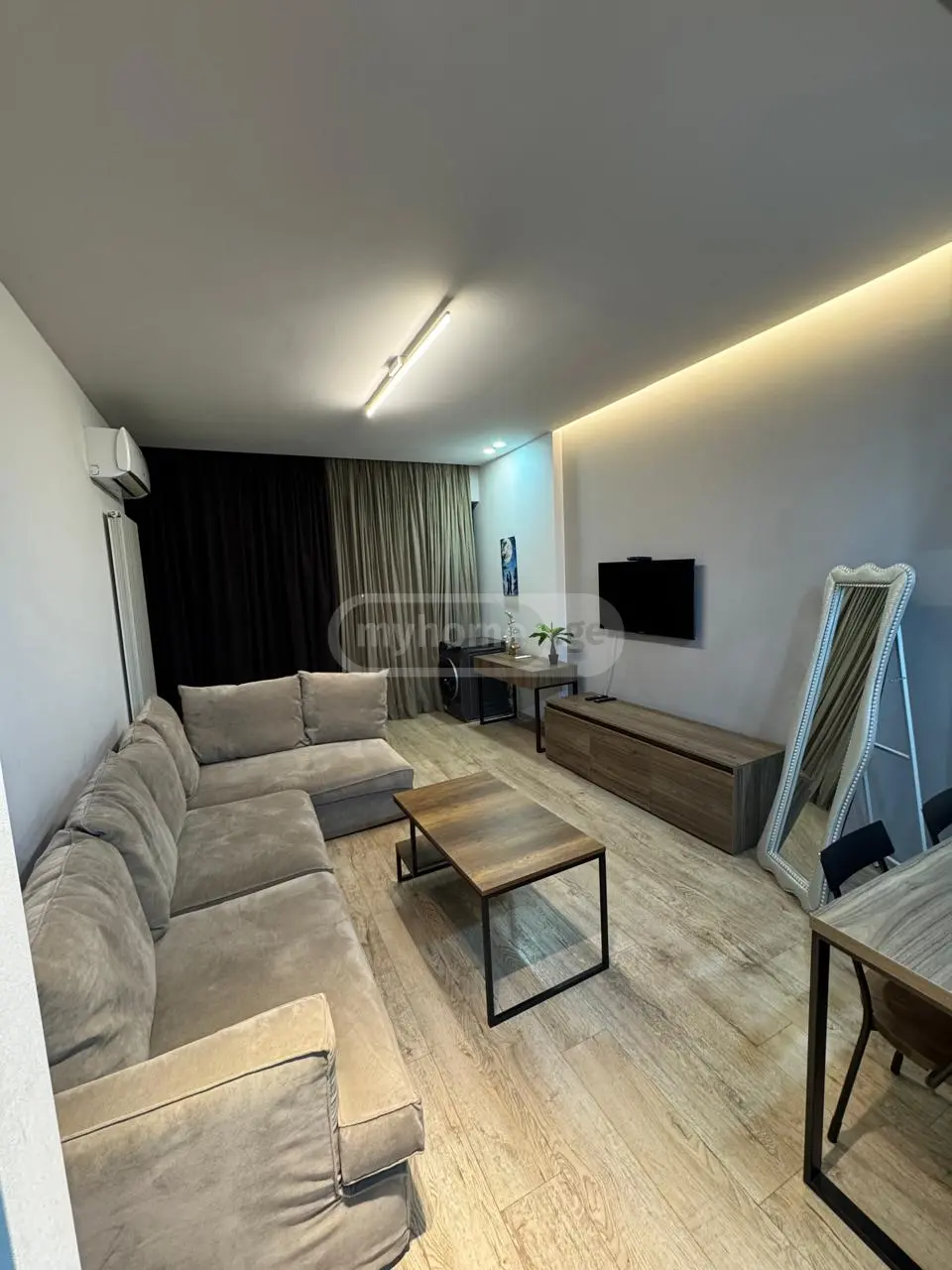 Daily Rent 2 Room Apartment Veraze view 11