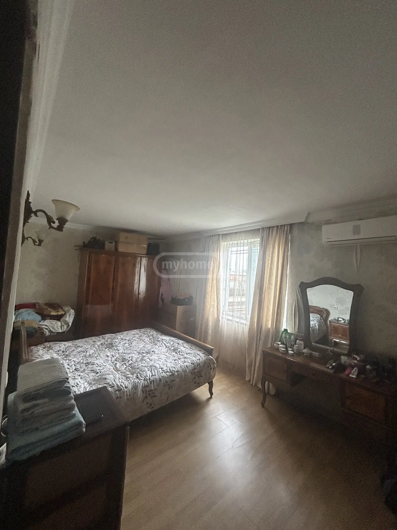 For Sale 4 Room Apartment Potshi view 9