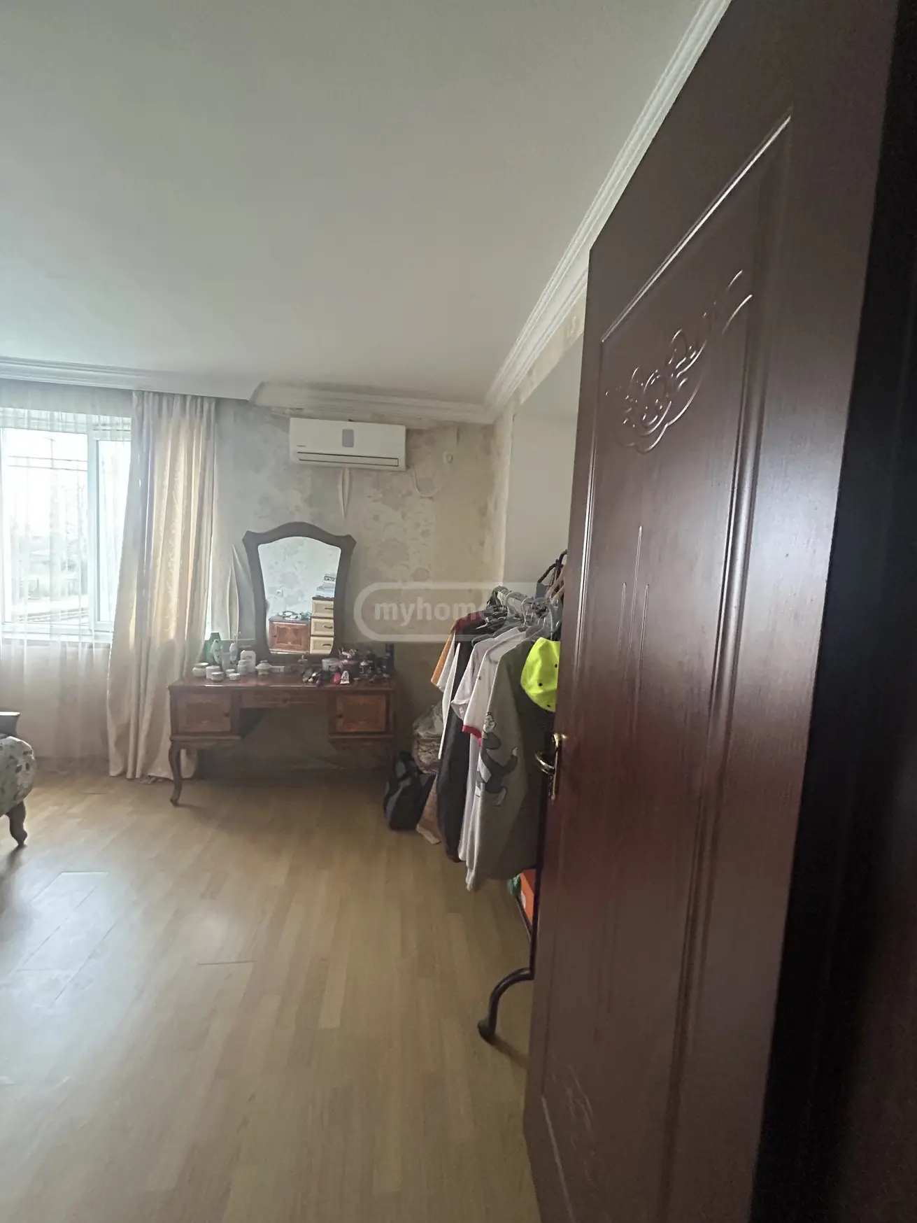 For Sale 4 Room Apartment Potshi view 5