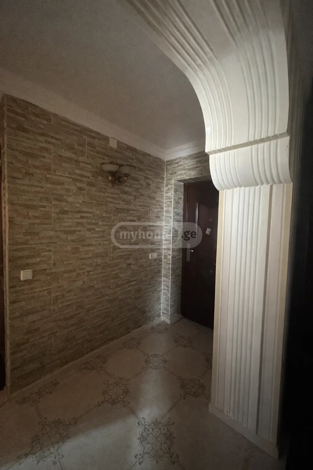 For Sale 4 Room Apartment Potshi view 4