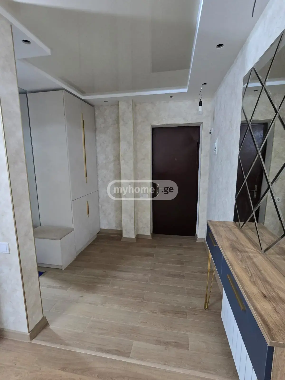 For Rent 3 Room Apartment Kutaisshi view 6