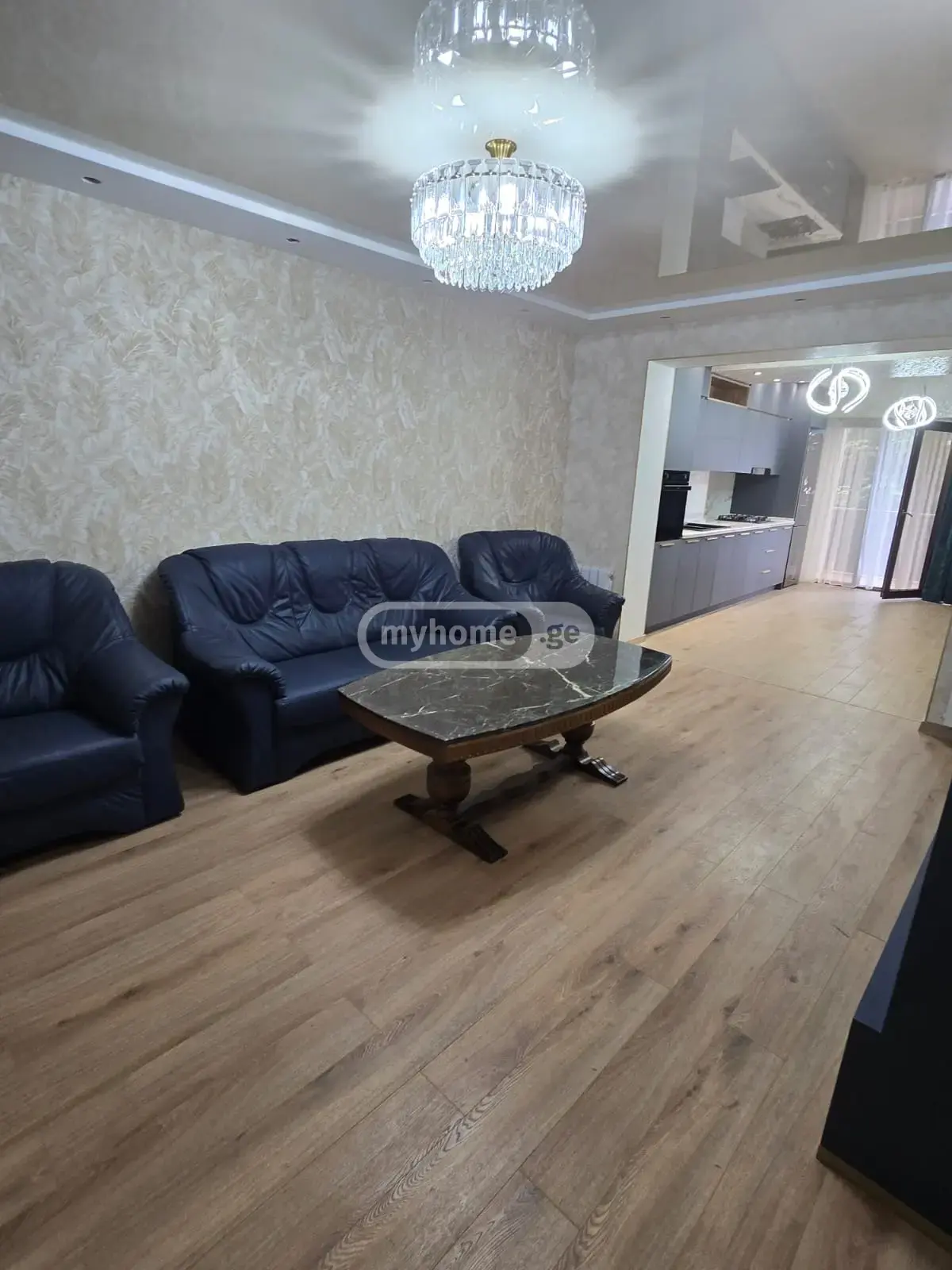 For Rent 3 Room Apartment Kutaisshi view 2