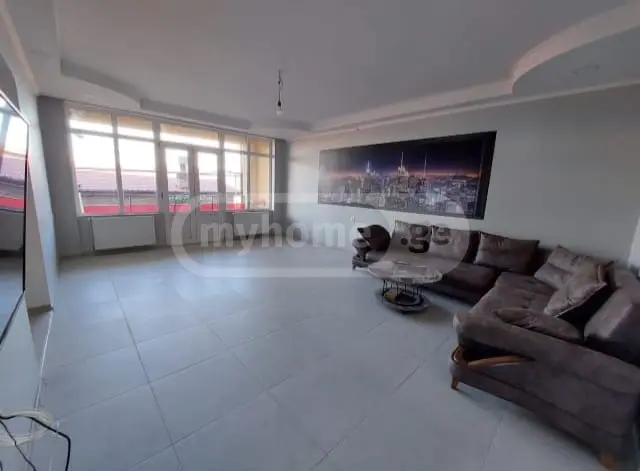 For Sale 8 Room Private House Veraze, 1 of 12