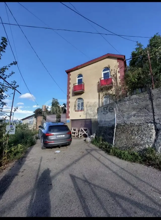 For Sale 8 Room Private House Veraze, 2 of 12
