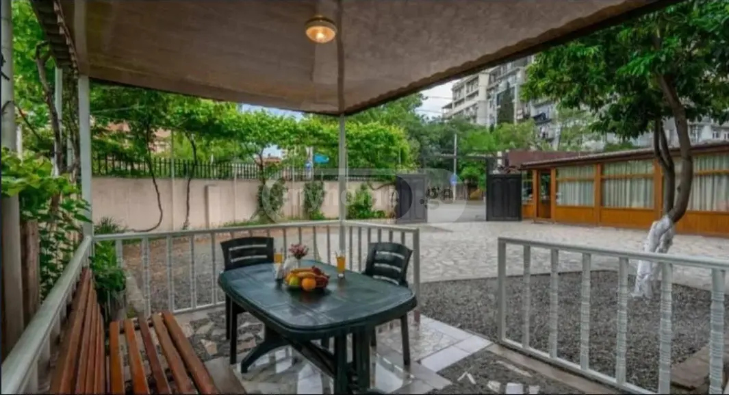 For Sale 10+ Room Sastumro Isanshi, 4 of 12