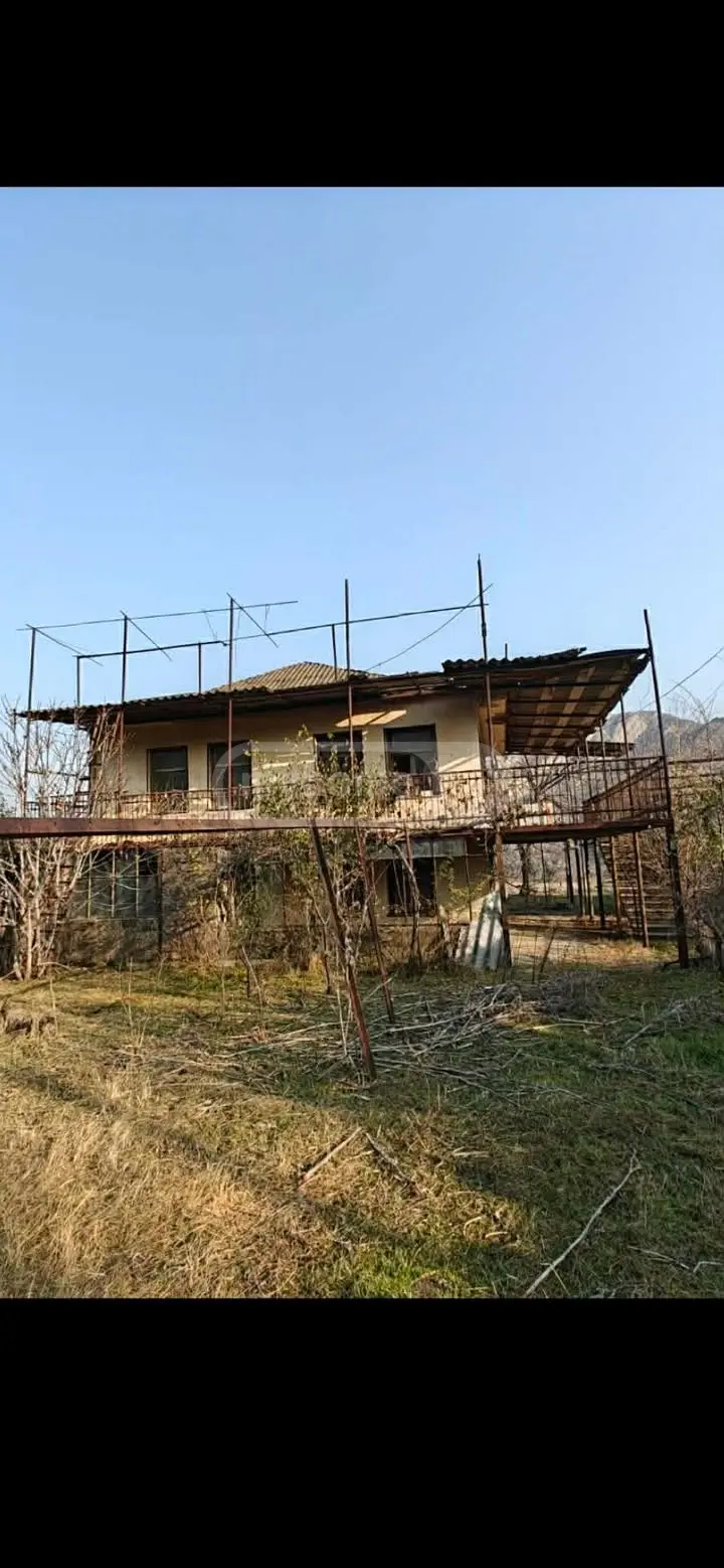 For Sale 8 Room Private House Kaspis Munitsipalitetshi view 1