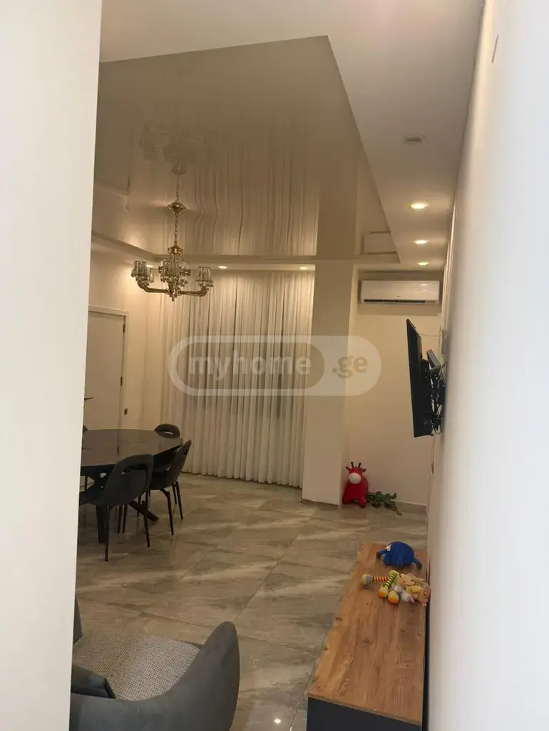 For Sale 3 Room Apartment view 5