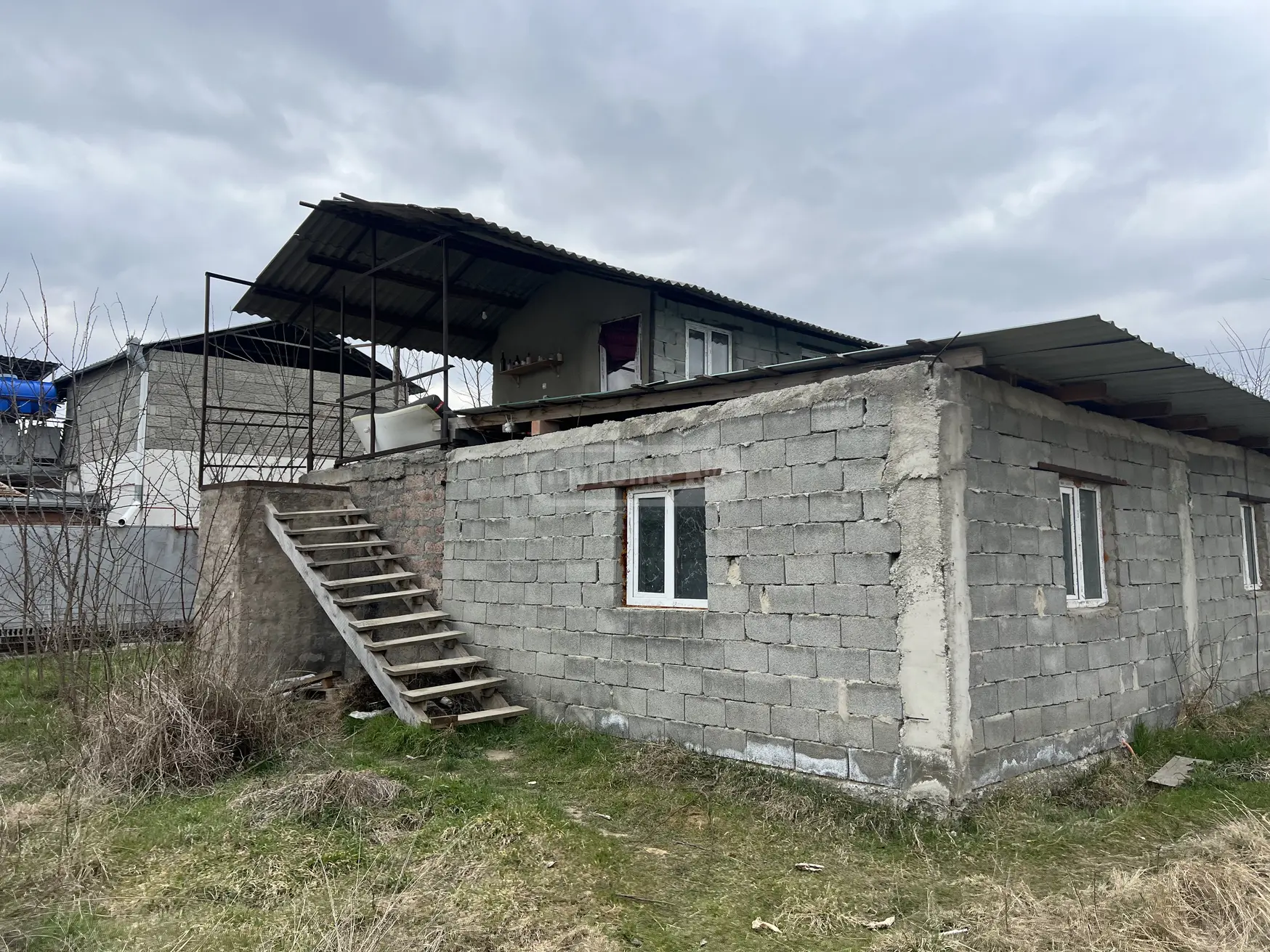 For Sale 3 Room Country House Kaspis Munitsipalitetshi view 3