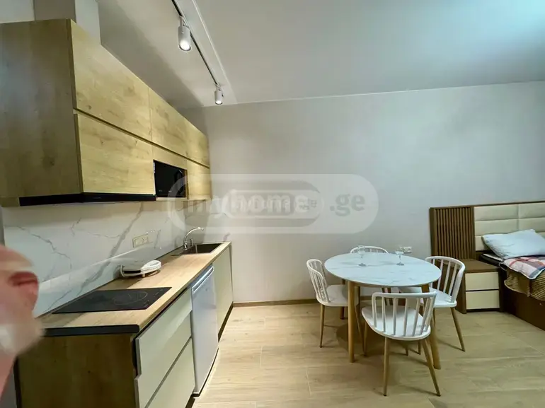 For Sale 1 Room Apartment, 1 of 7