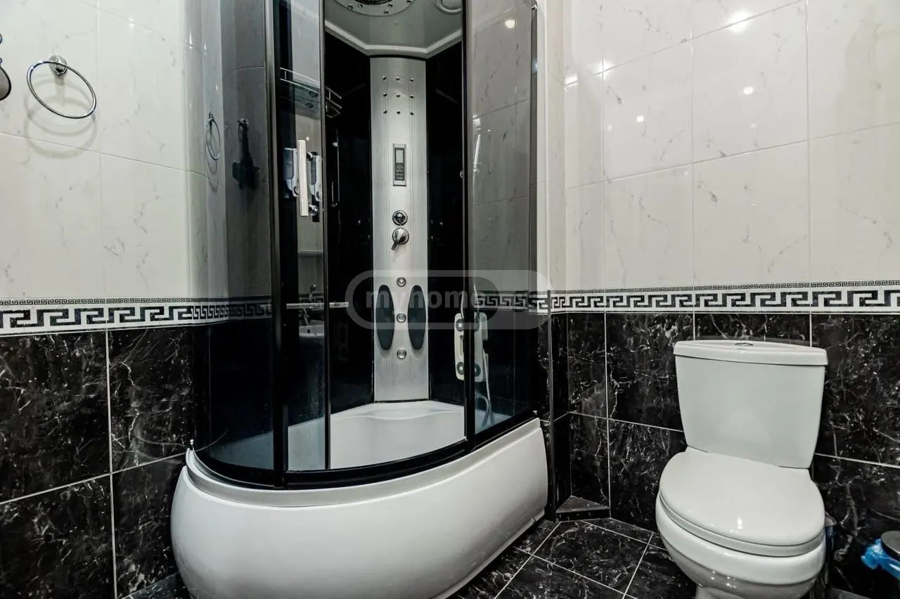 For Sale 3 Room Apartment Avlabarshi, 3 of 11
