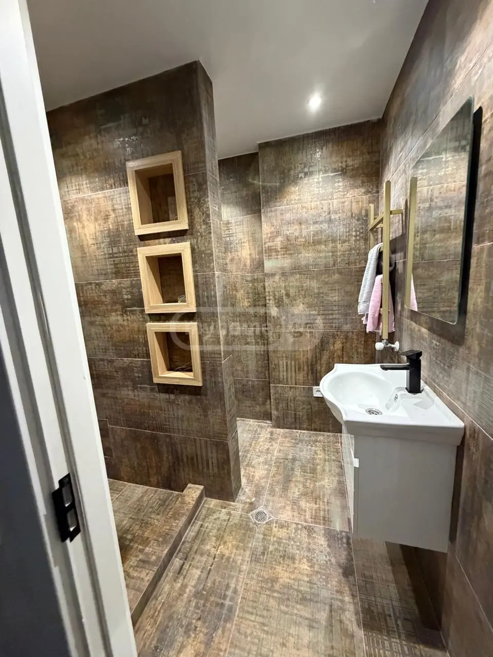 For Sale 2 Room Apartment Ortachalashi view 4