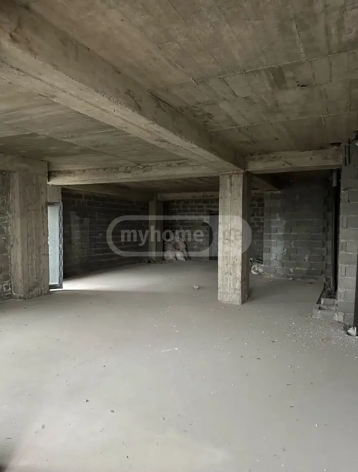 For Sale 3 Room Apartment, 3 of 12