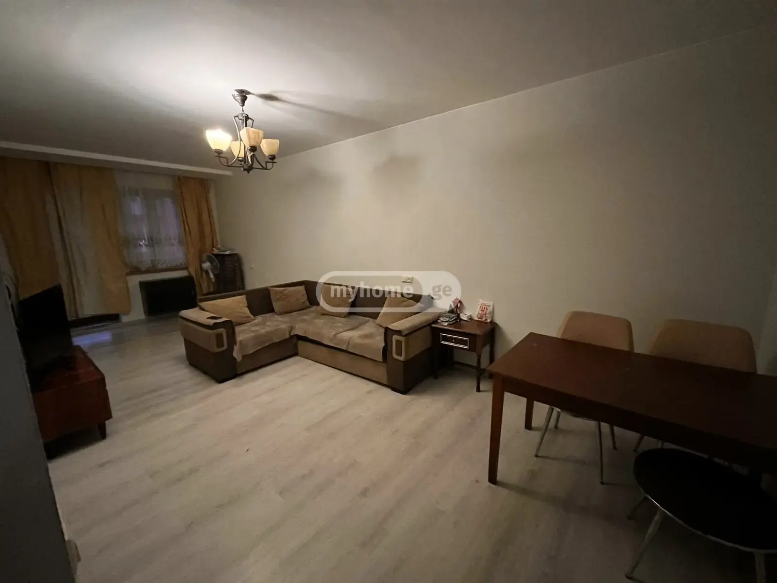 For Rent 3 Room Apartment Kutaisshi view 2