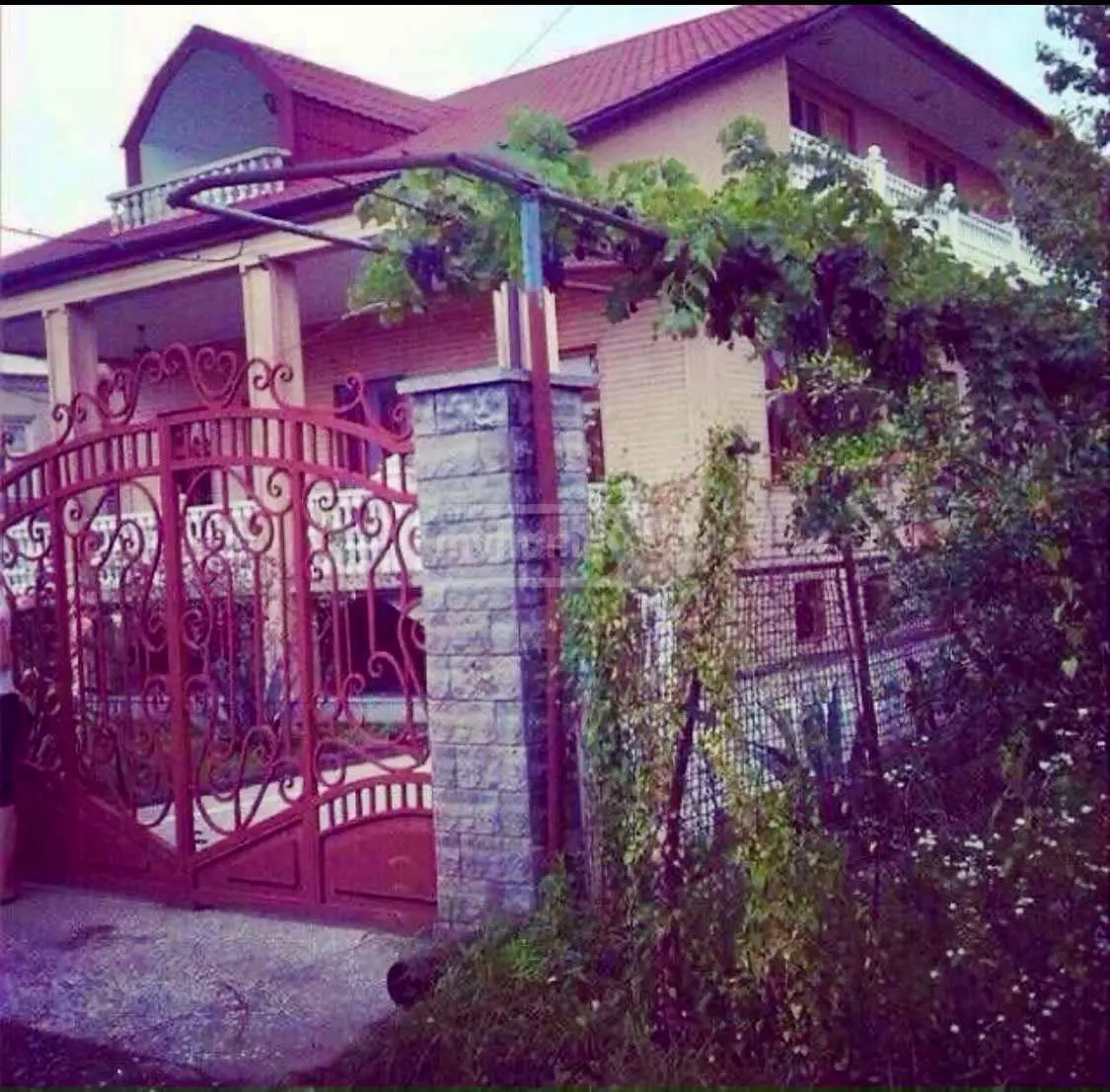For Sale 10+ Room Private House Kutaisshi view 1