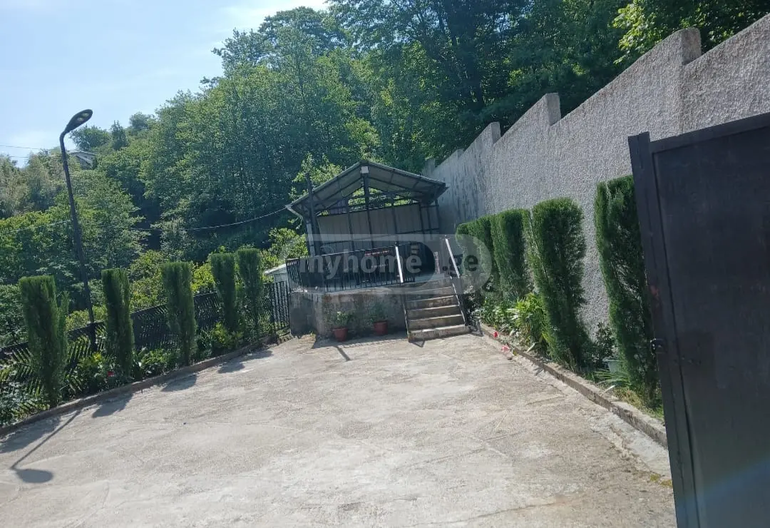 For Sale 9 Room Private House view 2