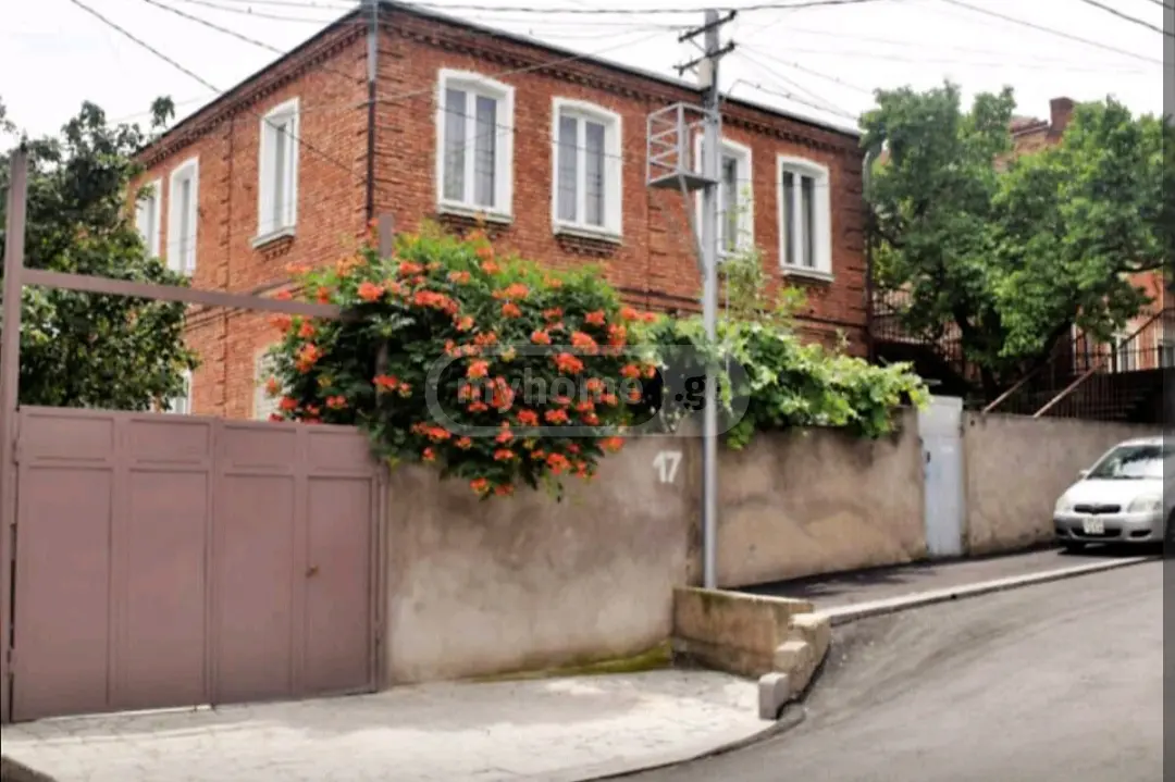 For Sale 7 Room Private House, 1 of 12