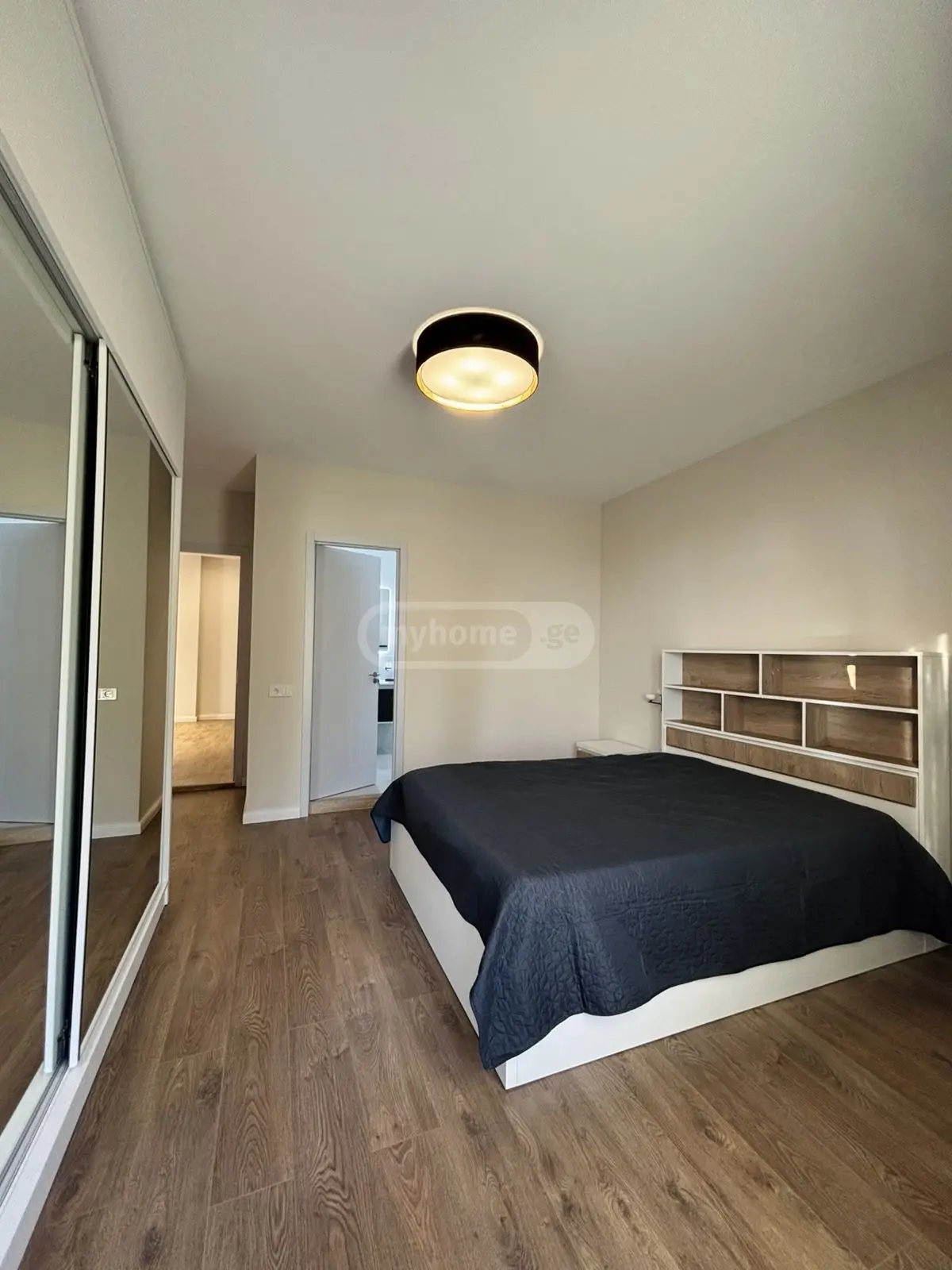 For Sale 7 Room Private House view 2