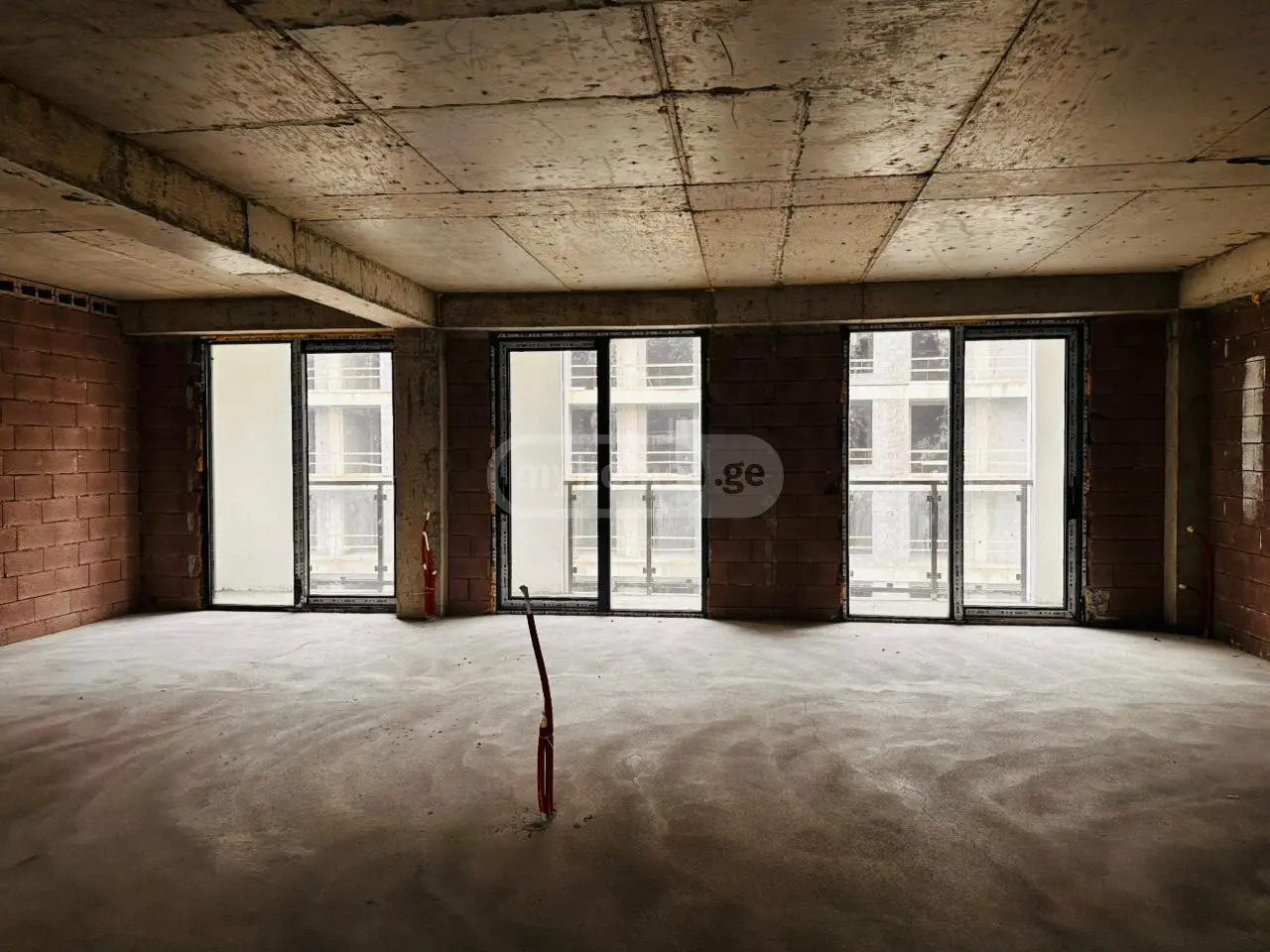 For Sale 4 Room Apartment, 4 of 12
