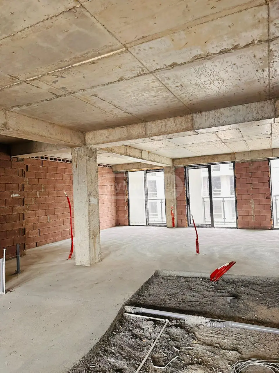 For Sale 4 Room Apartment, 8 of 12