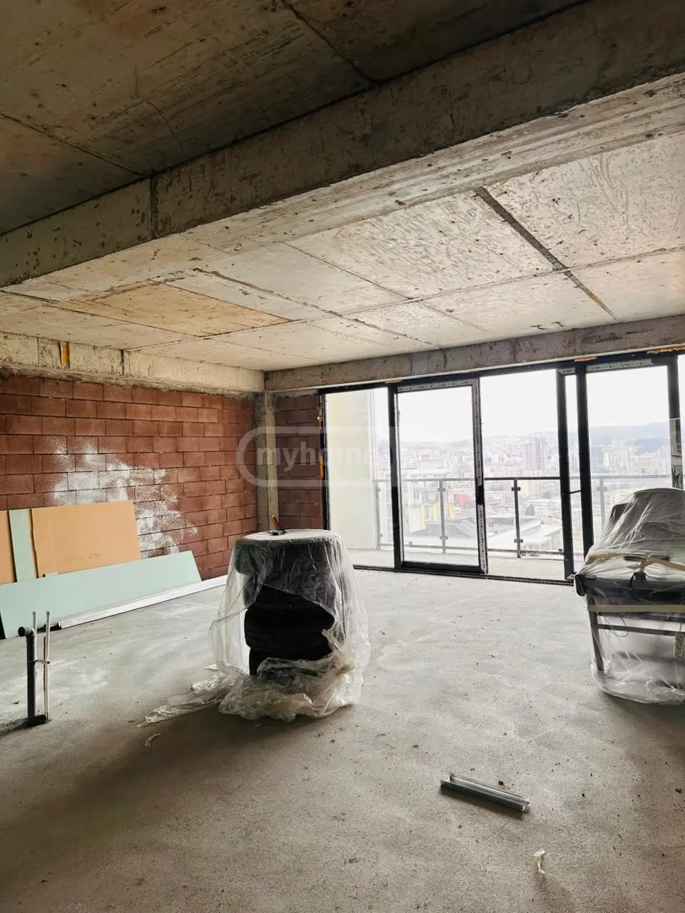 For Sale 4 Room Apartment, 7 of 12